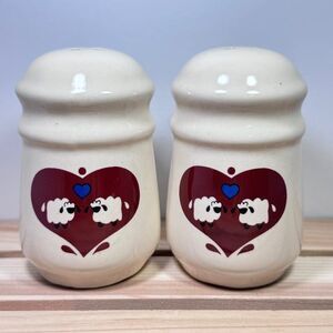 Salt and & Pepper Sheep Heart Shakers Vintage Taiwan Ceramic